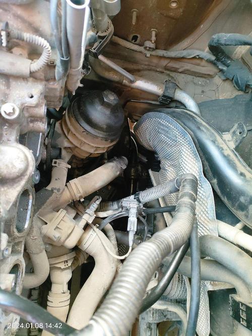 机滤底座更换多少钱,机滤底座总成的作用