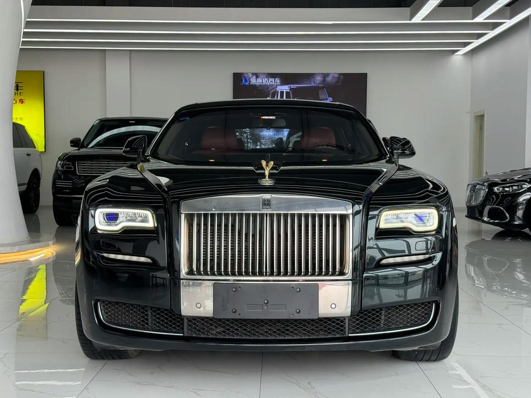 劳斯莱斯古斯特油耗(劳斯莱斯古斯特油耗一公里多少钱)