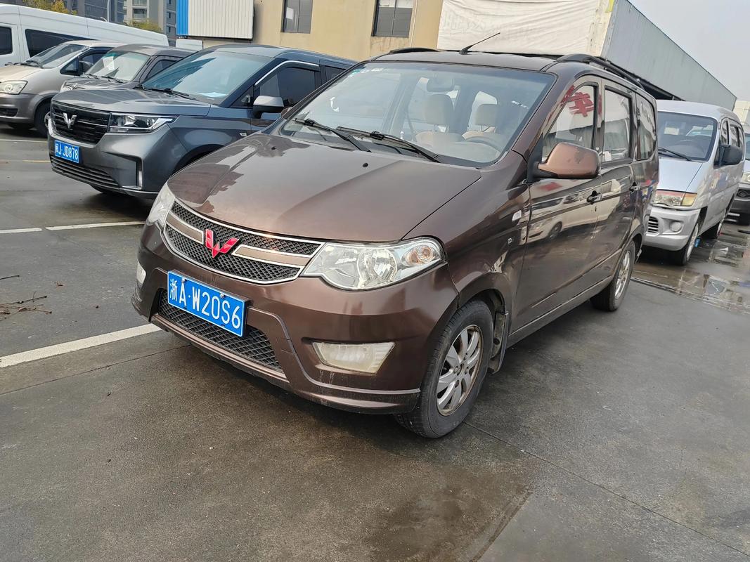 五菱宏光s7座价格,五菱宏光s7座售价